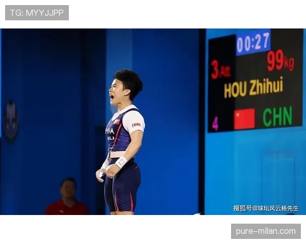 侯志慧今天又是训练到忘了时间，剧本里的女主角都比不上她这毅力！